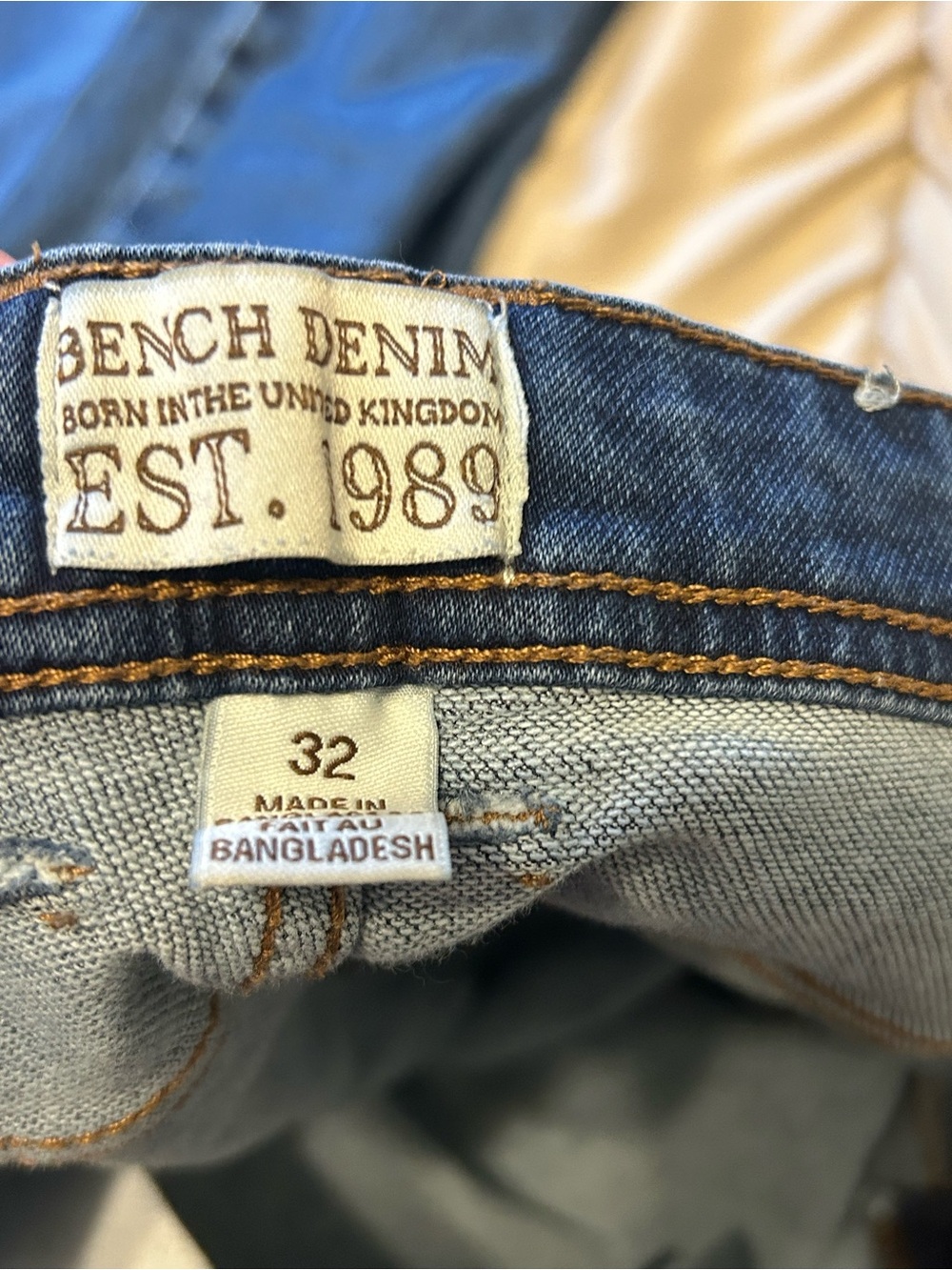 2 pairs 32x32 Men's Blue Denim Jeans - Classic Straight Fit - Picture 2 of 3